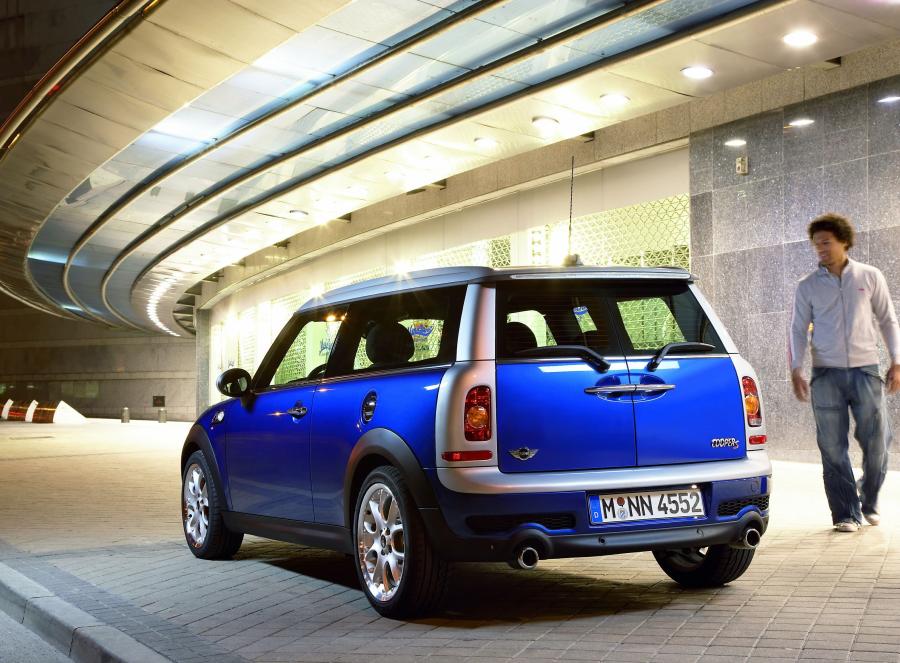  Mini Cooper S Clubman 2007 года  (фото 32 из 82)